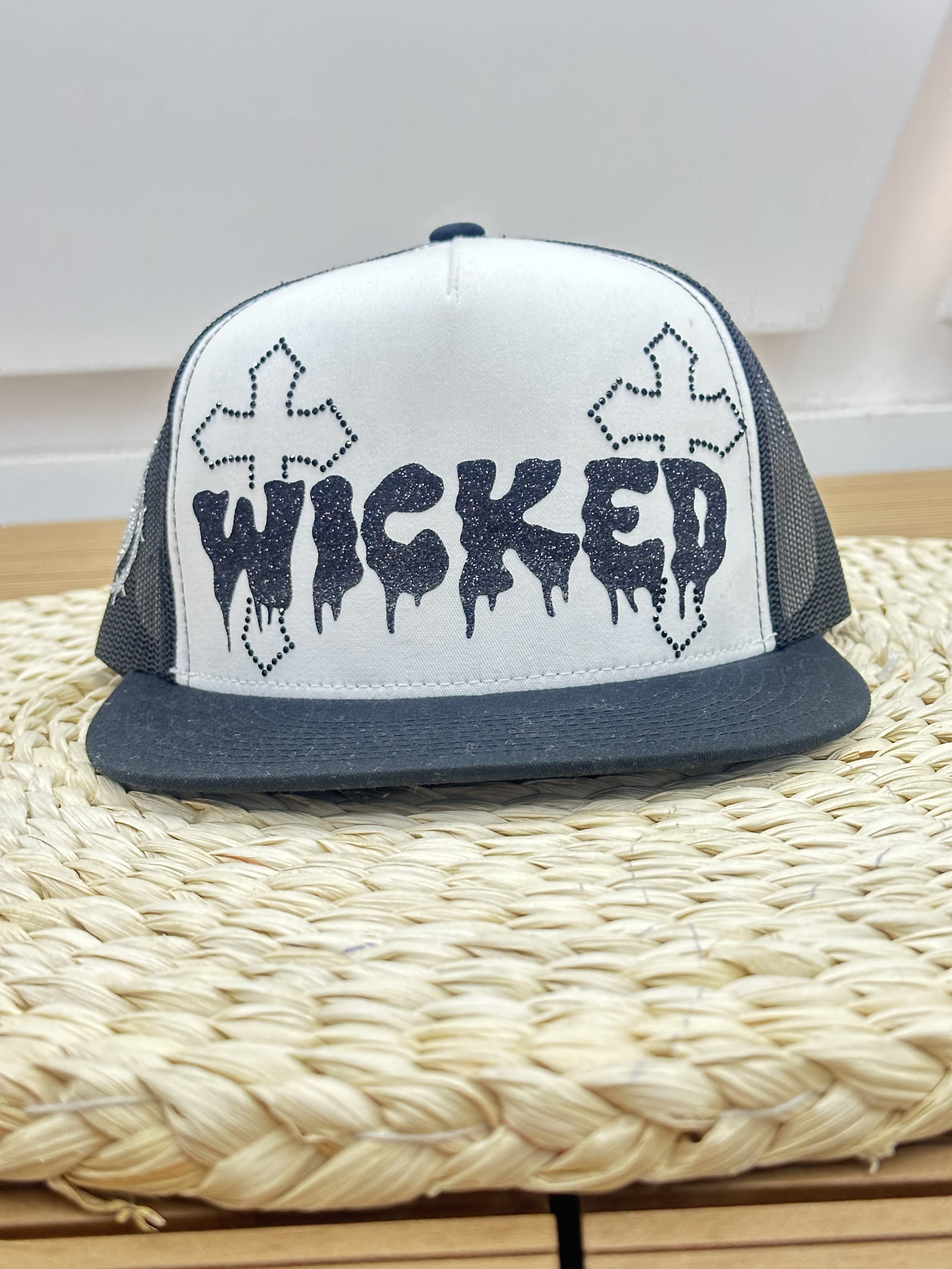 GORRA WICKED - 